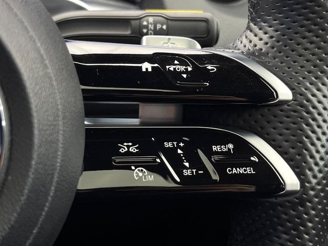 MERCEDES BENZ MERCEDES BENZ GLB 2024