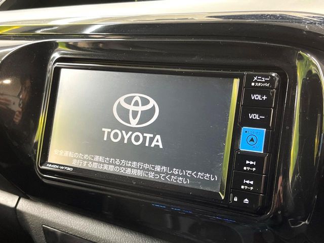 TOYOTA HILUX 4WD 2023