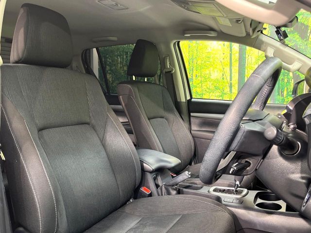 TOYOTA HILUX 4WD 2023