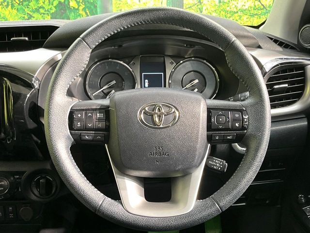 TOYOTA HILUX 4WD 2023