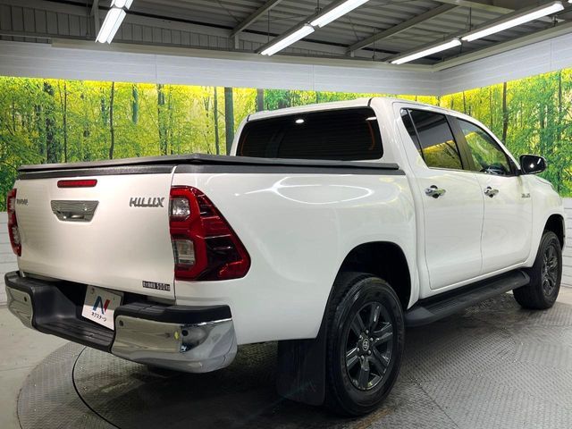 TOYOTA HILUX 4WD 2023