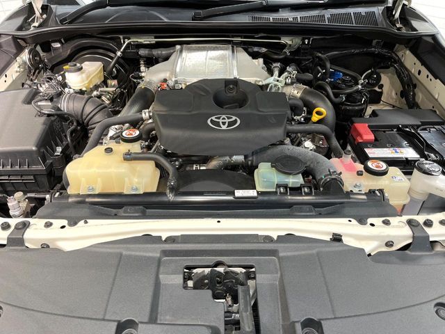 TOYOTA HILUX 4WD 2023