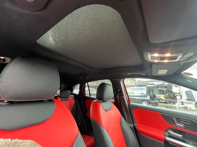 MERCEDES BENZ MERCEDES AMG GLA class 2024