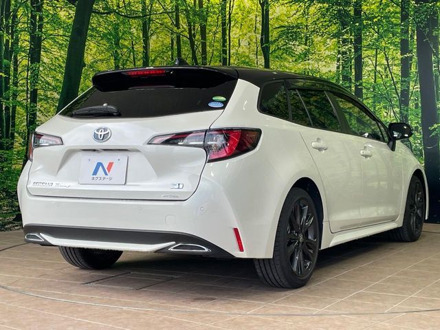 TOYOTA COROLLA TOURING HYBRID 2021