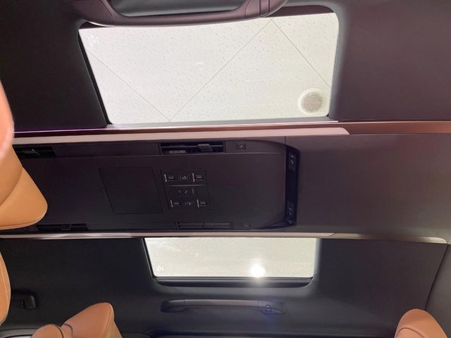 TOYOTA VELLFIRE  HYBRID 2025