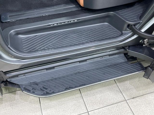 TOYOTA VELLFIRE  HYBRID 2025