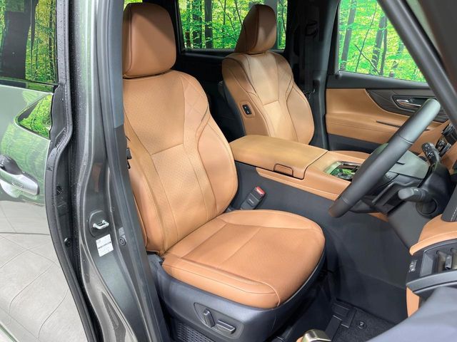 TOYOTA VELLFIRE  HYBRID 2025