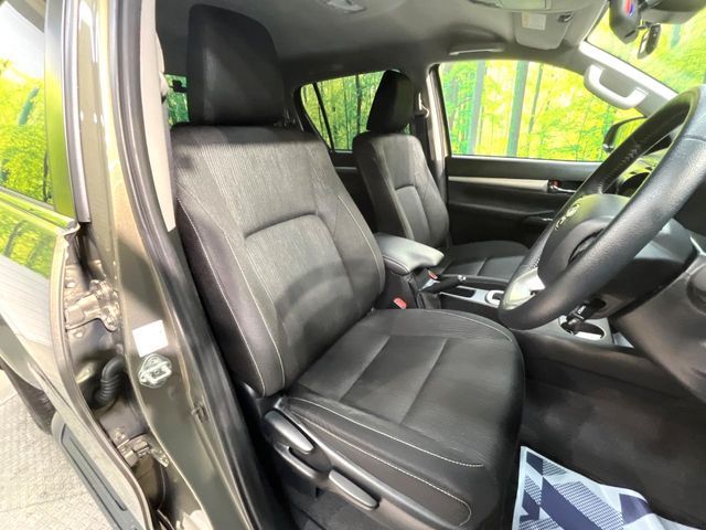 TOYOTA HILUX 4WD 2023