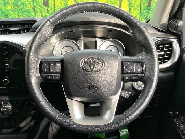 TOYOTA HILUX 4WD 2023