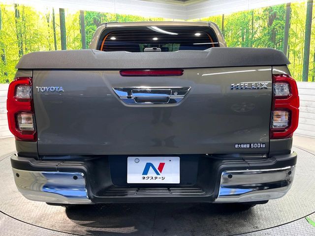 TOYOTA HILUX 4WD 2023