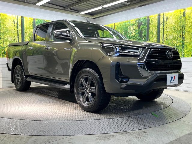 TOYOTA HILUX 4WD 2023