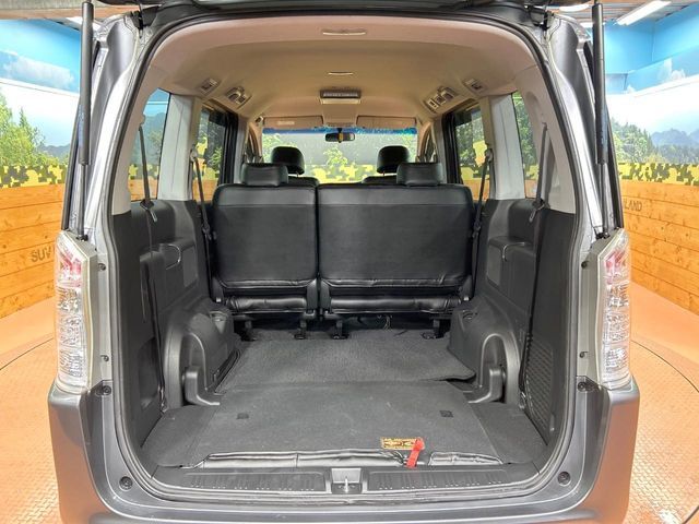 HONDA STEPWAGON SPADA 2010