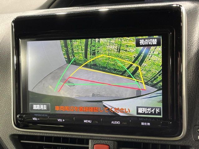 TOYOTA VOXY HYBRID 2018