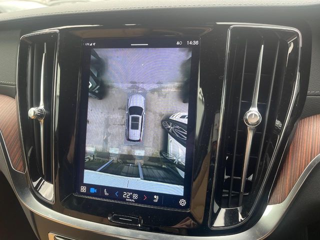 VOLVO VOLVO V60 2023