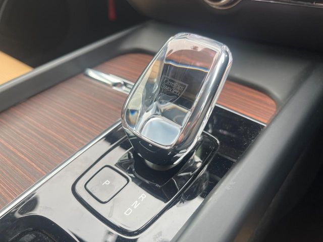 VOLVO VOLVO V60 2023