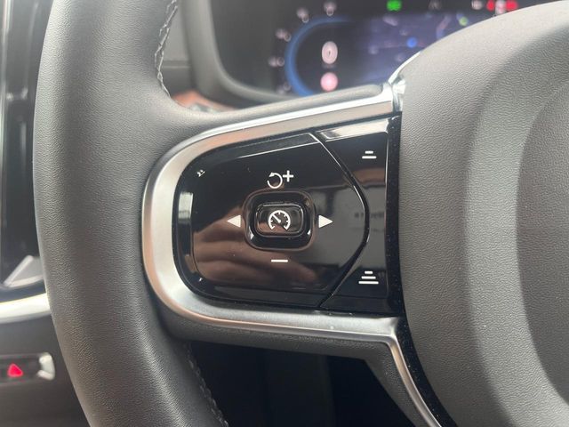 VOLVO VOLVO V60 2023