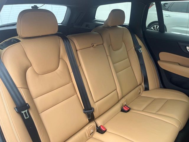 VOLVO VOLVO V60 2023