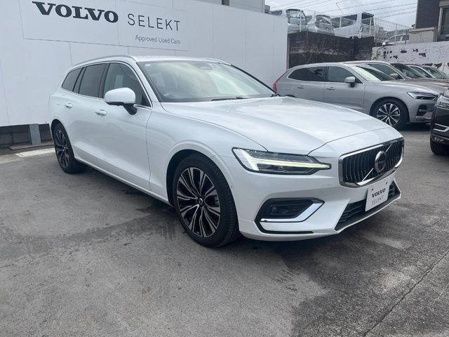 VOLVO VOLVO V60 2023