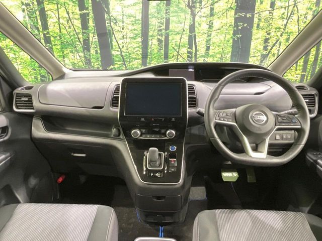 NISSAN SERENA  WG 2022