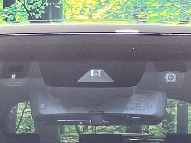 TOYOTA HARRIER HYBRID 2021