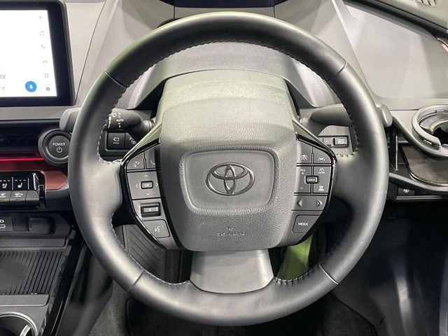 TOYOTA PRIUS 2024