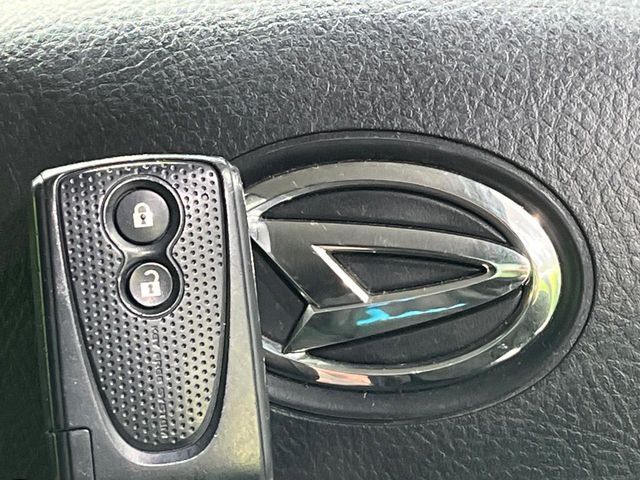 DAIHATSU MOVE CONTE CUSTOM 4WD 2013