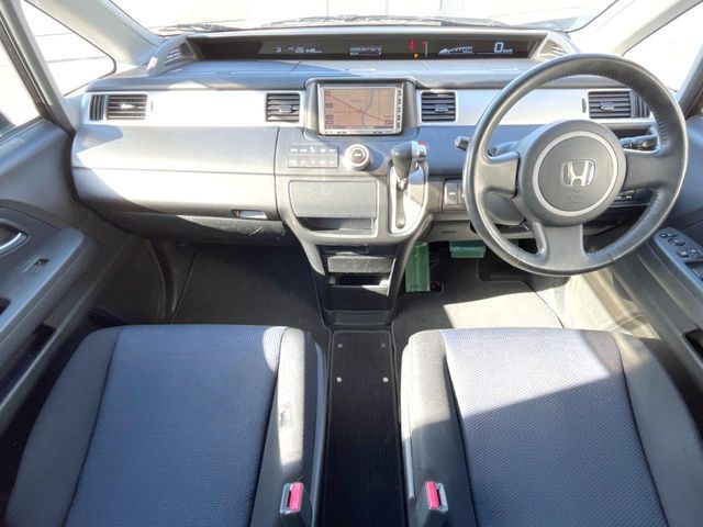 HONDA STEPWAGON SPADA 2009