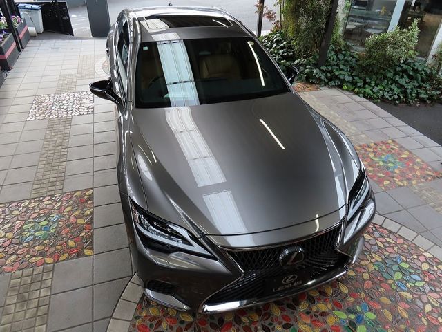 TOYOTA LEXUS LS500h 4WD 2025