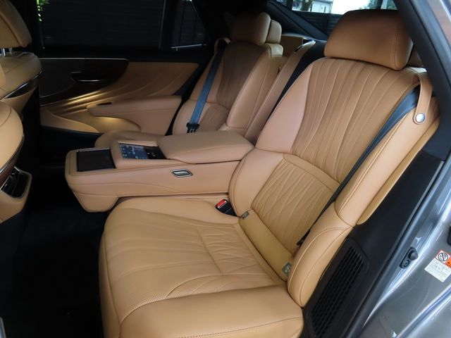 TOYOTA LEXUS LS500h 4WD 2025