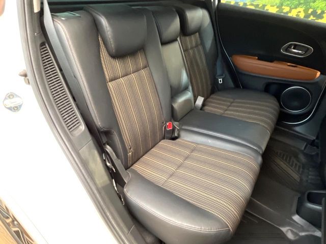 HONDA VEZEL HYBRID 2017