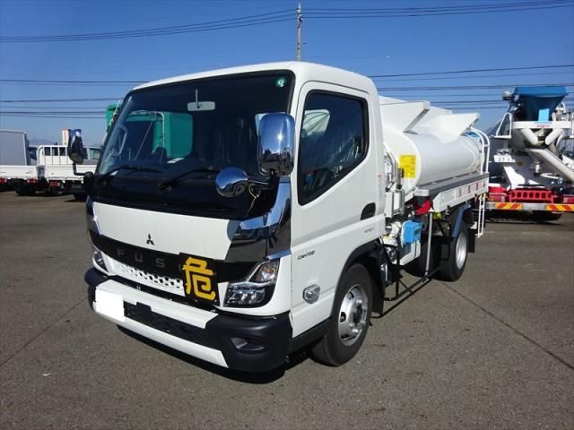 MITSUBISHI CANTER 2024