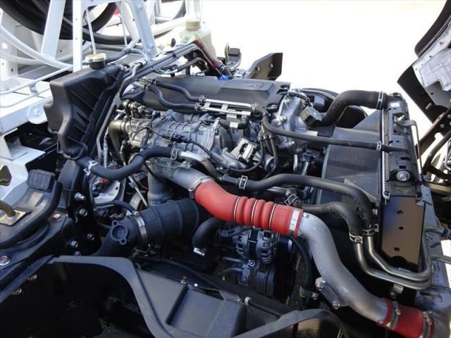 MITSUBISHI CANTER 2024