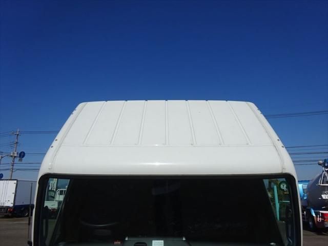 MITSUBISHI CANTER 2024