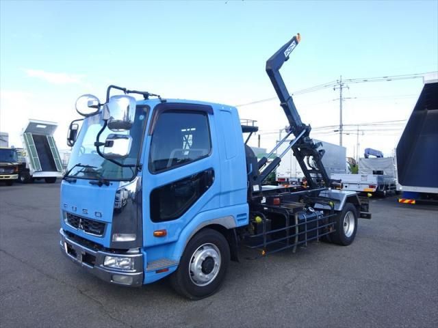 MITSUBISHI FUSOU FIGHTER 2016