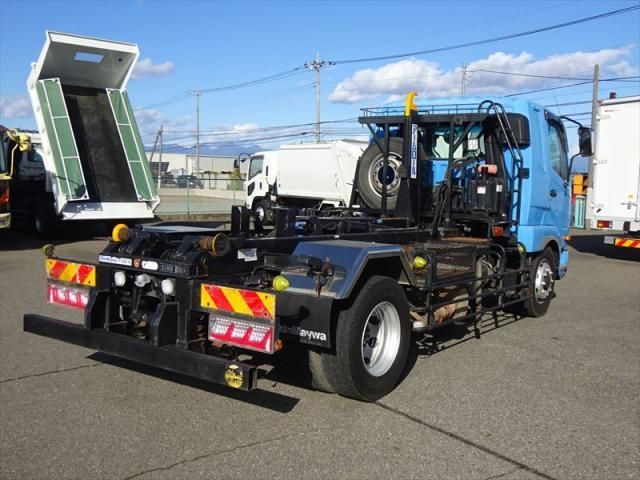 MITSUBISHI FUSOU FIGHTER 2016