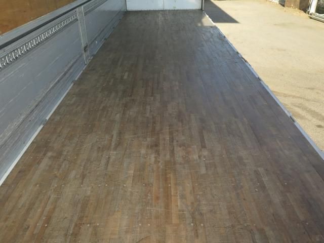 NISSAN DIESEL Quon 2019