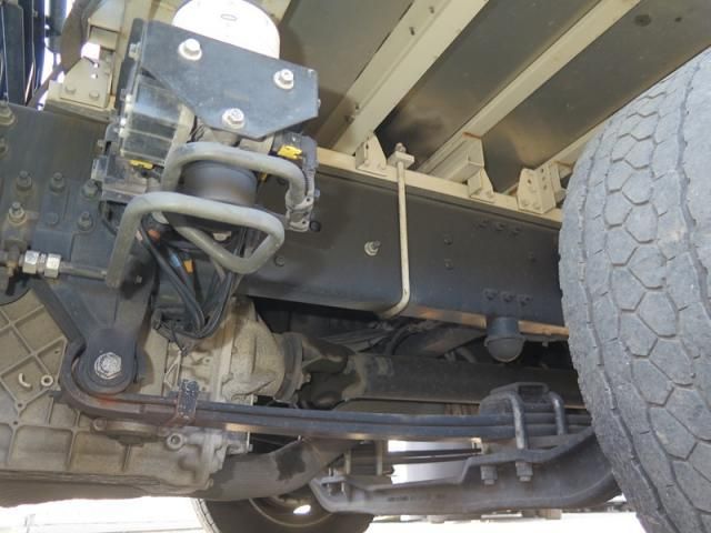 NISSAN DIESEL Quon 2019