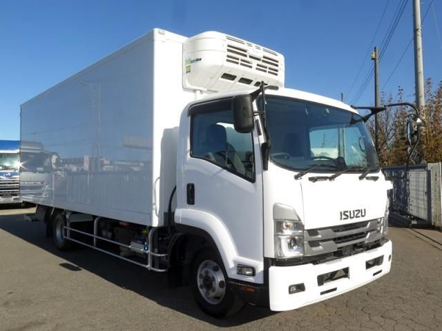 ISUZU FORWARD 2022