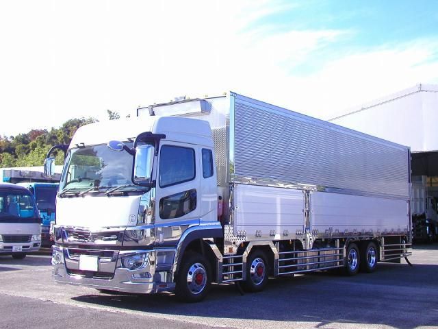 MITSUBISHI FUSOU SUPER GREAT 2025