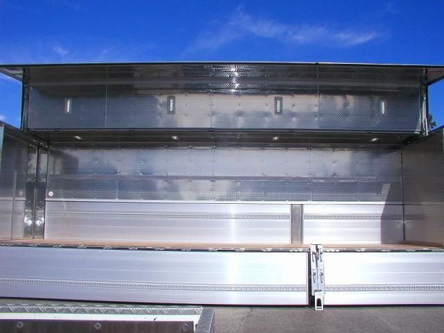 MITSUBISHI FUSOU SUPER GREAT 2025