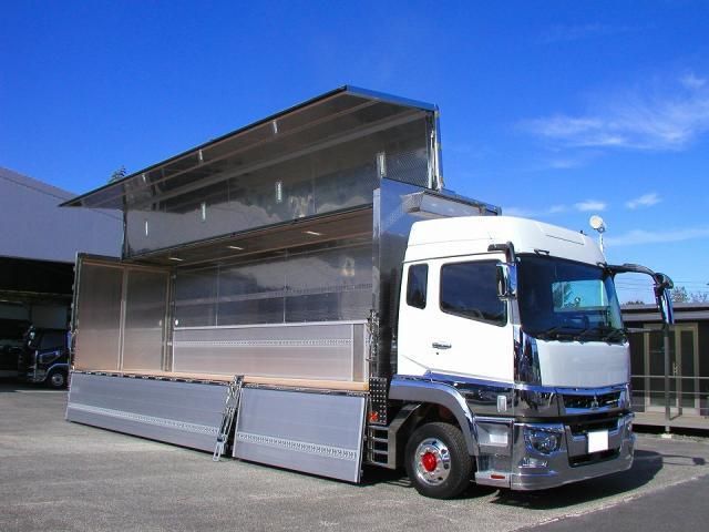 MITSUBISHI FUSOU SUPER GREAT 2025