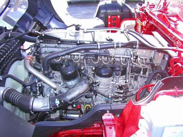 MITSUBISHI FUSOU SUPER GREAT 2025