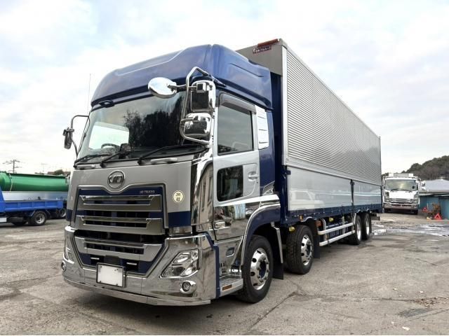 NISSAN DIESEL Quon 2020