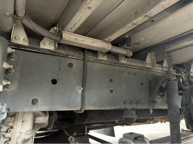 NISSAN DIESEL Quon 2020