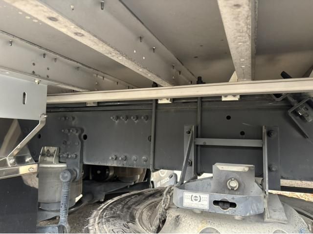 NISSAN DIESEL Quon 2020