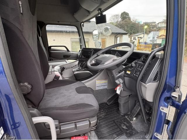 NISSAN DIESEL Quon 2020