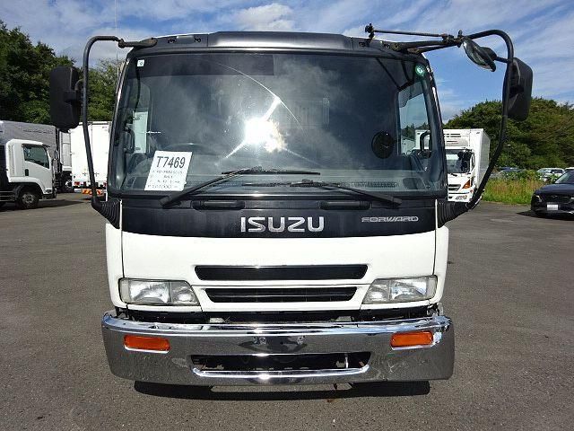 ISUZU FORWARD 2005