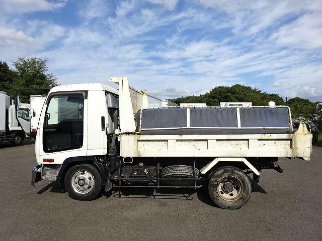 ISUZU FORWARD 2005