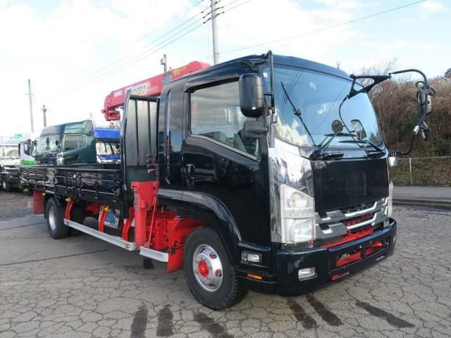 ISUZU ELF 2015