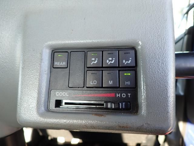 MITSUBISHI CANTER 2018